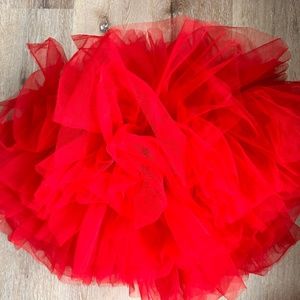 “Bouquet of roses” top.